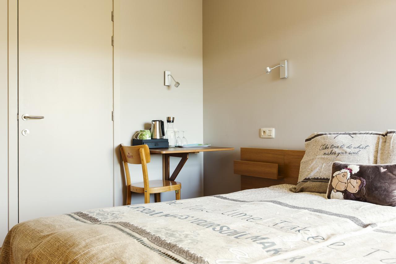 Hoevehotel Ронс Екстериор снимка