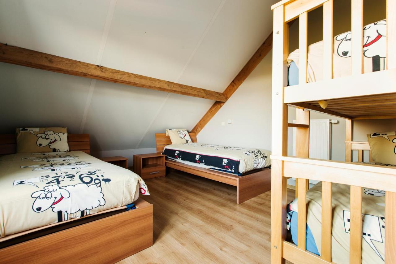 Hoevehotel Ронс Екстериор снимка