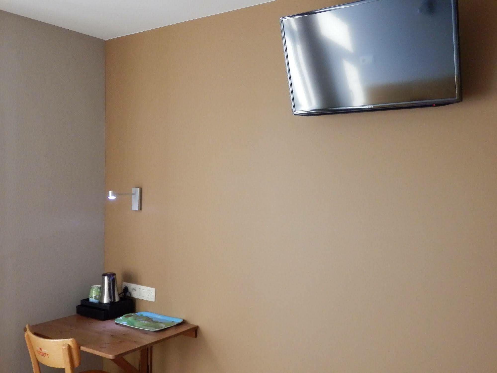 Hoevehotel Ронс Екстериор снимка